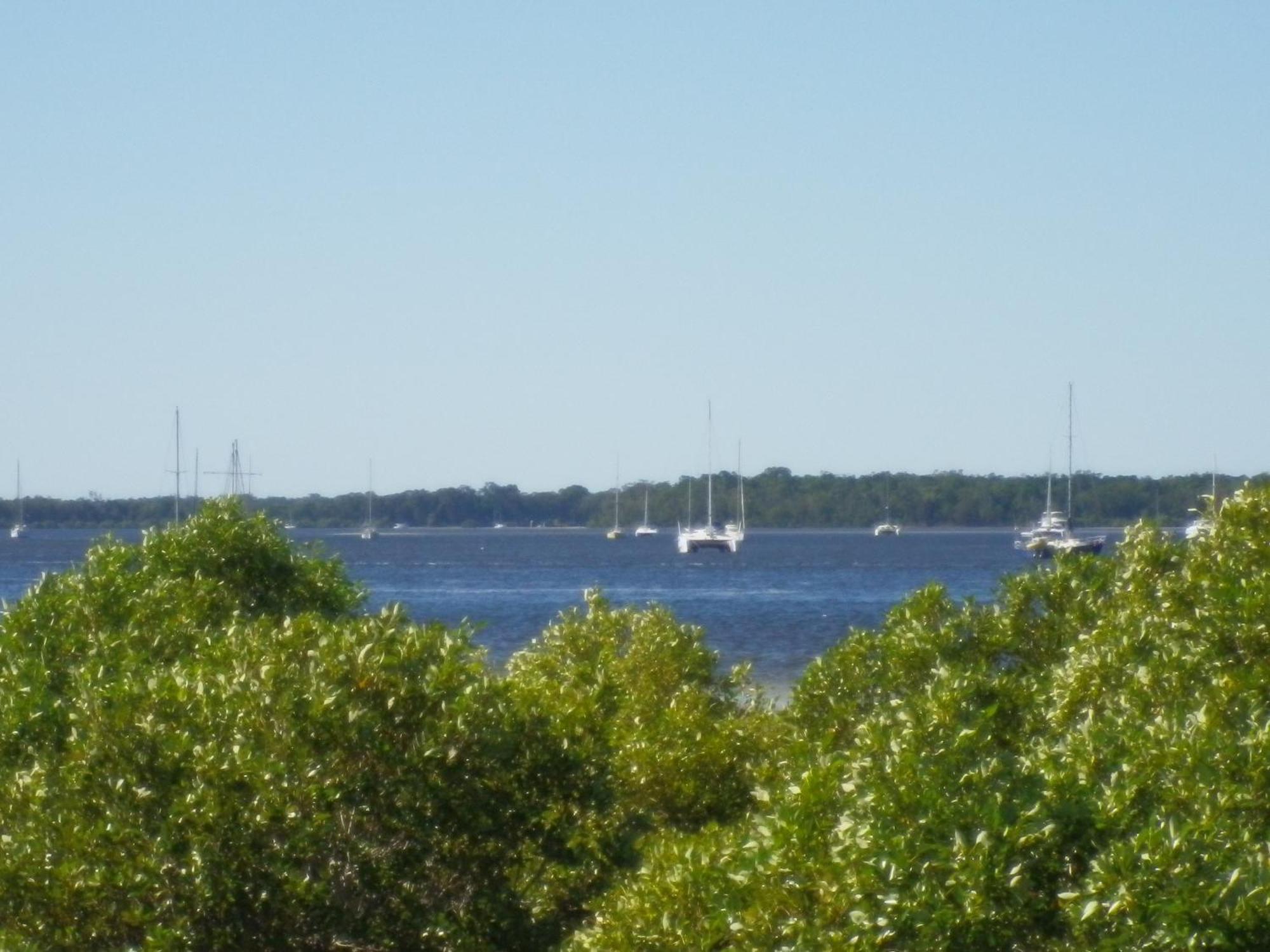 Tin Can Bay'S Sleepy Lagoon Motel Luaran gambar
